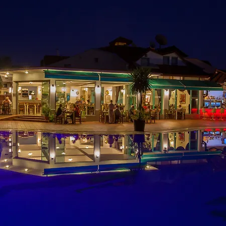 Rebin Hotel 3*