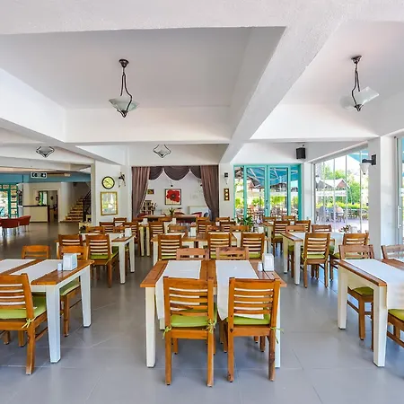 Rebin 3* フェティエ