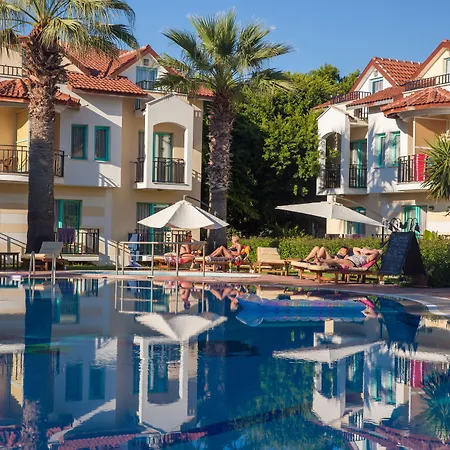 瑞彬海滩酒店 费特希耶