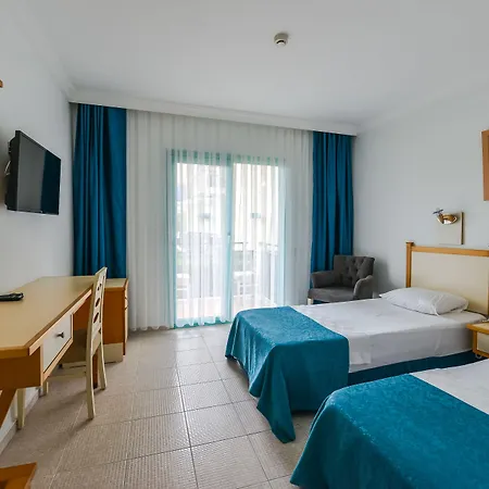 瑞彬海滩酒店 3*